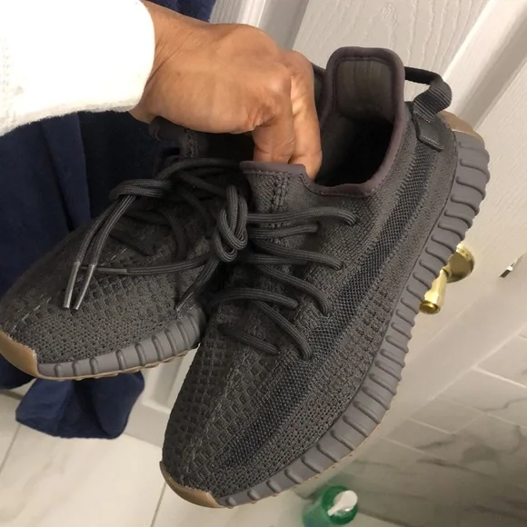 ✅ Yeezy “Cinder” Non-Reflective size 5! Worn Once ✅ - Picture 13 of 16